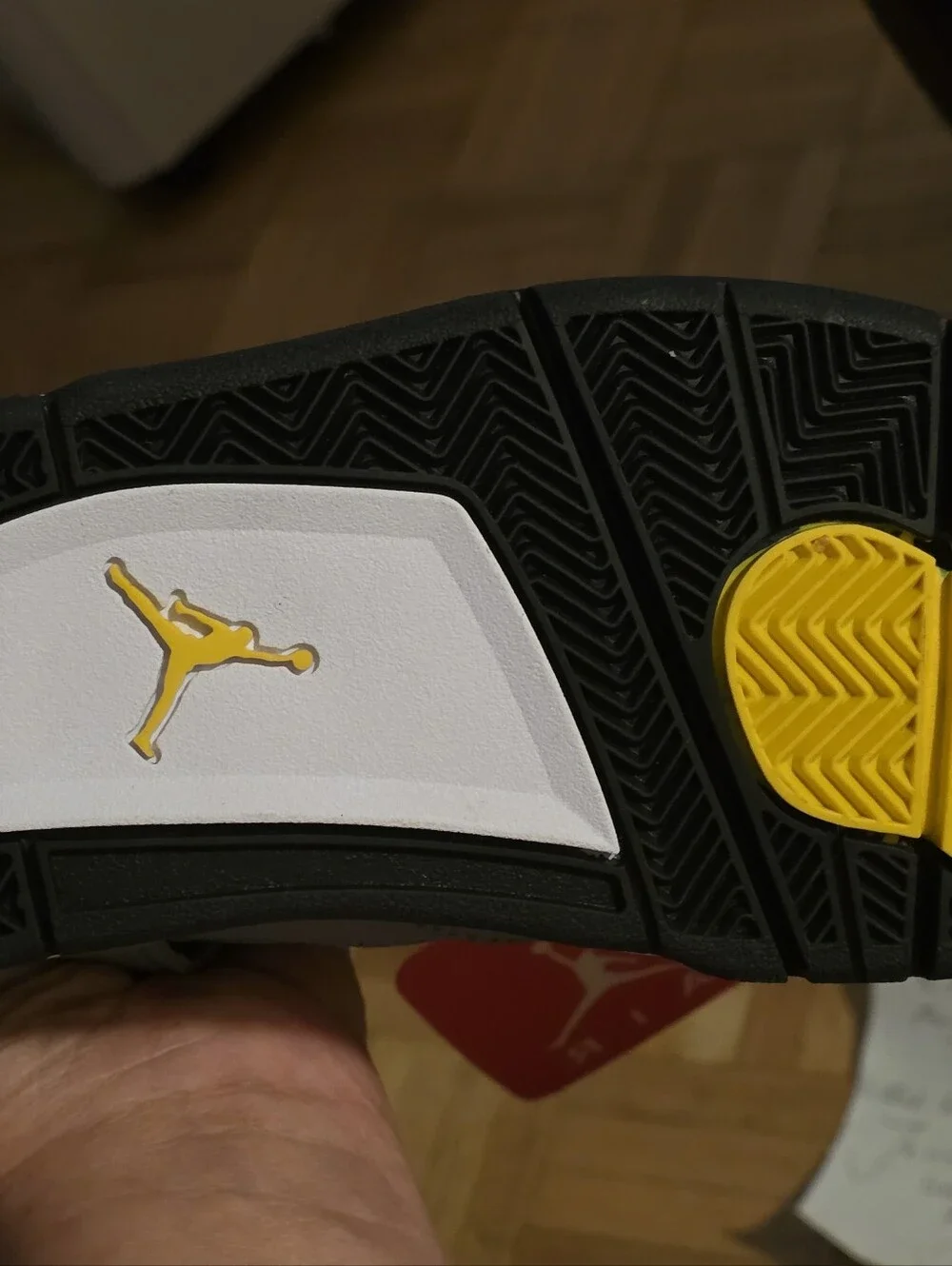 AIR JORDAN RETRO Cool Gray - Picture 4 of 5